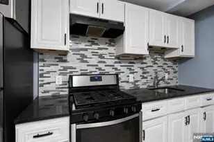 91 43rd St, Bayonne, NJ 07002 - Photo 8