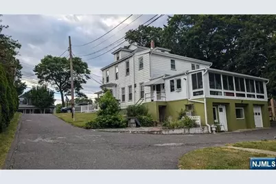 20 N Farview Avenue, Paramus, NJ 07652 - Photo 4