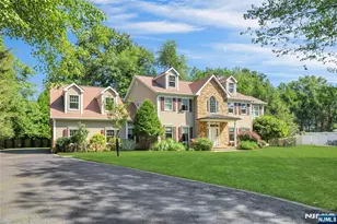 782 Tiffany Ave, River Vale Township, NJ 07675 - Photo 2