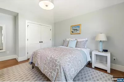 10 Day Avenue, Tenafly, NJ 07670 - Photo 32