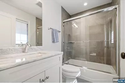 10 Day Avenue, Tenafly, NJ 07670 - Photo 28