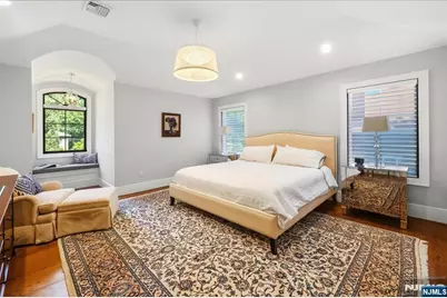 10 Day Avenue, Tenafly, NJ 07670 - Photo 22