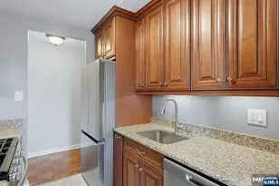 25 Jefferson Street 6D, Hackensack, NJ 07601 - Photo 8