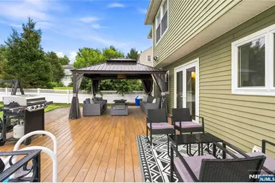 160 Arlington Boulevard, North Arlington, NJ 07031 - Photo 38