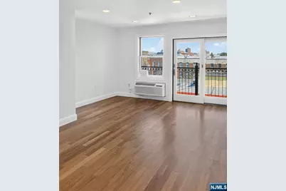 315 7th Street 601 #601, Union City, NJ 07087 - Photo 6