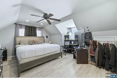 95 Cedar Avenue, Hackensack, NJ 07601 - Photo 12