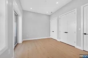 126 De Kalb Ave 1A, Jersey City, NJ 07306 - Photo 18