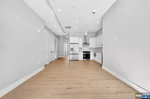 126 De Kalb Ave 1A, Jersey City, NJ 07306 - Photo 2