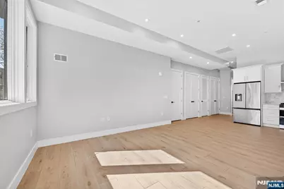 126 De Kalb Avenue 1A #1A, Jersey City, NJ 07306 - Photo 1