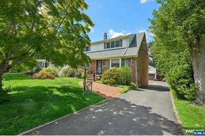36 Page Drive, Oakland, NJ 07436 - Photo 2