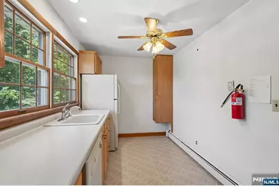 36 Page Drive, Oakland, NJ 07436 - Photo 18