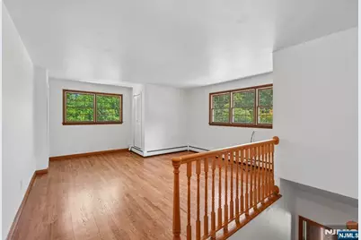 36 Page Drive, Oakland, NJ 07436 - Photo 6
