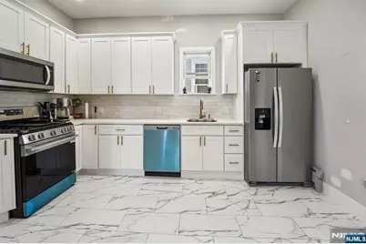 27 Gold Street, North Arlington, NJ 07031 - Photo 2