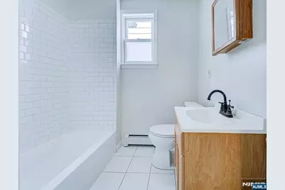 193 Clerk Street, Jersey City, NJ 07305 - Photo 6