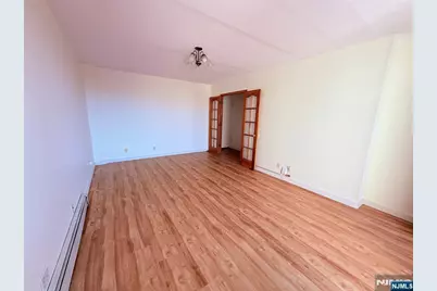 515 Anderson 5G #5G, Cliffside Park, NJ 07010 - Photo 4