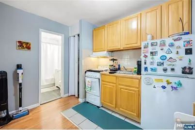 120 32nd Street 2B #2B, Union City, NJ 07087 - Photo 8