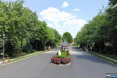 312 Wilshire Drive 3013 #3013, Nutley, NJ 07110 - Photo 30