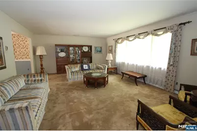 10 Bayberry Drive, Montvale, NJ 07645 - Photo 4