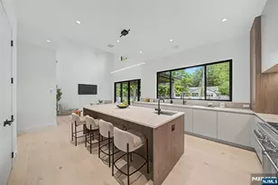 66 Jefferson Ave, Tenafly, NJ 07670 - Photo 12