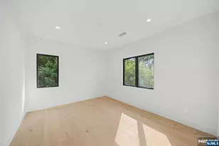 66 Jefferson Ave, Tenafly, NJ 07670 - Photo 28