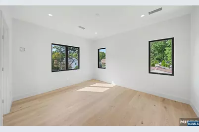66 Jefferson Avenue, Tenafly, NJ 07670 - Photo 26