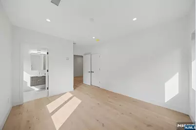 66 Jefferson Avenue, Tenafly, NJ 07670 - Photo 30