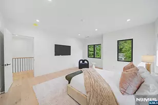 66 Jefferson Ave, Tenafly, NJ 07670 - Photo 32