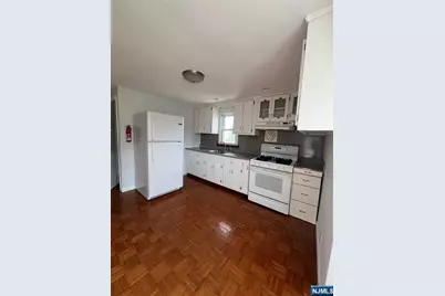 198 Banta Avenue 2 #2, Garfield, NJ 07026 - Photo 4