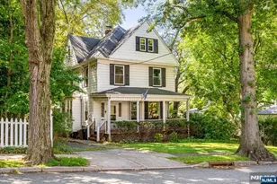 194 Christie Heights St, Leonia, NJ 07605 - Photo 1