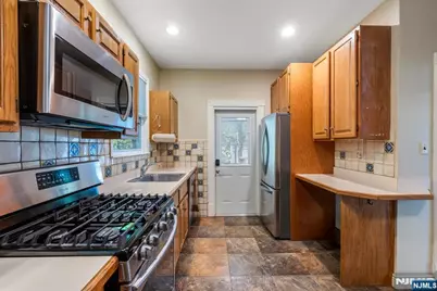 194 Christie Heights Street, Leonia, NJ 07605 - Photo 14