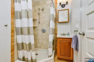 194 Christie Heights St, Leonia, NJ 07605 - Photo 14