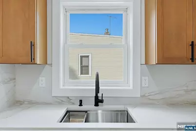 92 Speedway Avenue, Newark, NJ 07106 - Photo 8