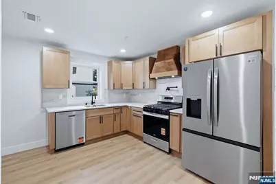 92 Speedway Avenue, Newark, NJ 07106 - Photo 34