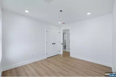 92 Speedway Avenue, Newark, NJ 07106 - Photo 12