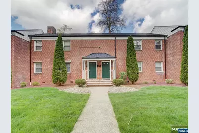 138 Lincoln Street B4 #B4, Montclair, NJ 07042 - Photo 2