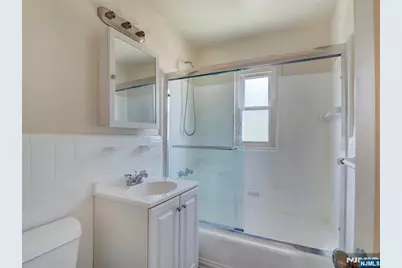 138 Lincoln Street B4 #B4, Montclair, NJ 07042 - Photo 16
