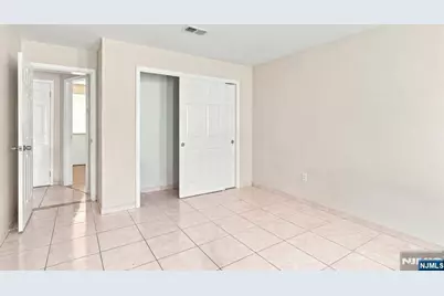 272 Walnut Street 5D #5D, Newark, NJ 07105 - Photo 8