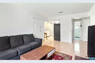 272 Walnut Street 5D #5D, Newark, NJ 07105 - Photo 4