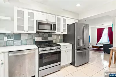 272 Walnut Street 5D #5D, Newark, NJ 07105 - Photo 6