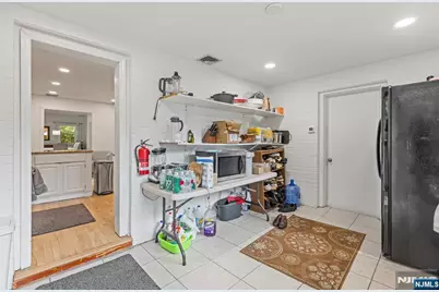 34 Andrew Avenue, Oakland, NJ 07436 - Photo 10