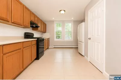 444 S 19th Street, Newark, NJ 07103 - Photo 4
