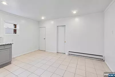 303 43rd Street, Union City, NJ 07087 - Photo 6