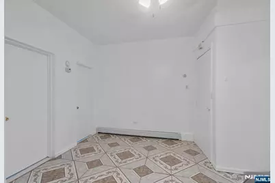 303 43rd Street, Union City, NJ 07087 - Photo 12