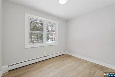 512 N Lake Shore Drive, West Milford, NJ 07421 - Photo 24