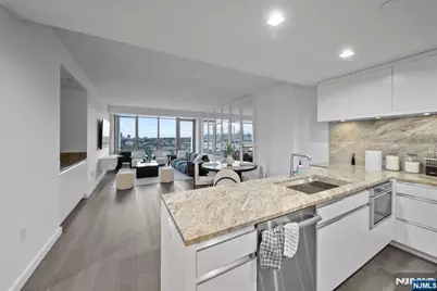 320 Adolphus Avenue 807 #807, Cliffside Park, NJ 07010 - Photo 12