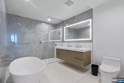 320 Adolphus Avenue 807 #807, Cliffside Park, NJ 07010 - Photo 20
