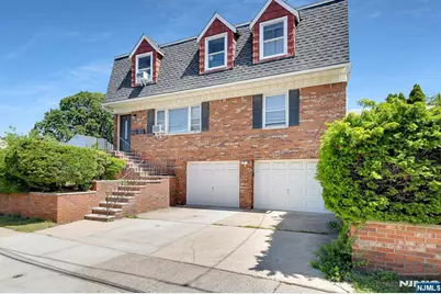 31 Marginal Road, Rutherford, NJ 07070 - Photo 2