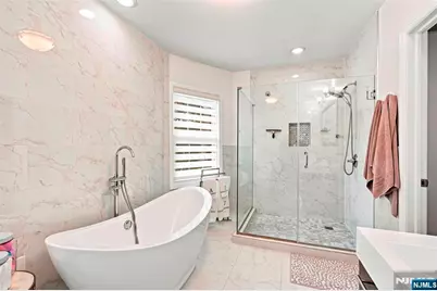354 Highland Avenue, Orange, NJ 07050 - Photo 14