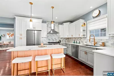 354 Highland Avenue, Orange, NJ 07050 - Photo 8