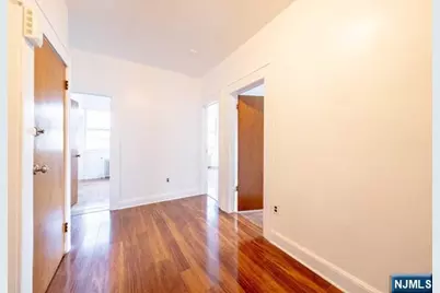 2183 Hudson Street 2nd Fl #2nd Fl, Fort Lee, NJ 07024 - Photo 6